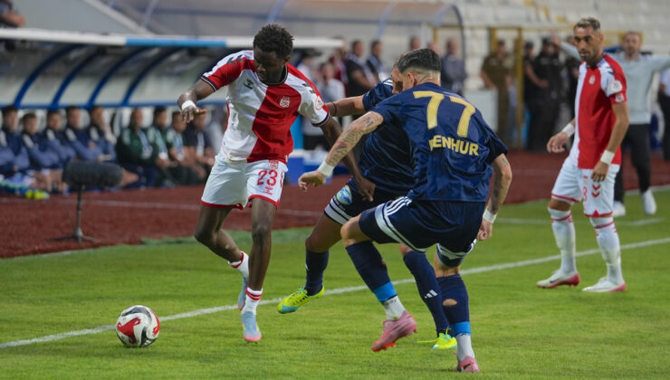 Erzurumspor konuk ettiği Sivasspor’u net skorla geçti