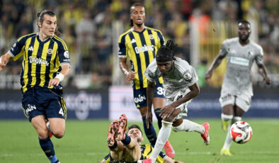 Fenerbahçe, İlk Galibiyetini Aldı, Taraftar Oyundan Memnun Değil