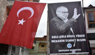 Eski Bakan Mustafa Demir, Trabzon’da son yolculuğuna uğurlandı