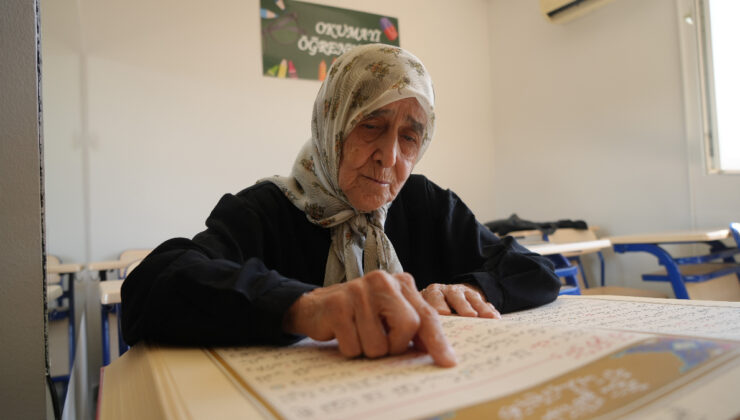 Gaziantep’te 87 yaşında Kur’an-ı Kerim okumayı öğrendi