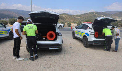 Hatay’da kırmızı ışıkta durmadı, polisin ‘drone’una yakalandı: Allah devletimizden razı olsun