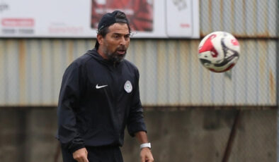 İlhan Palut, Galatasaray ile yapacakları maçı değerlendirdi