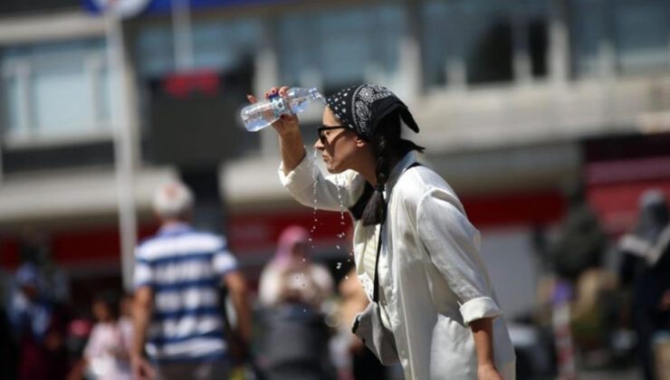 Kavurucu sıcaklar devam ediyor: 17 şehir 40 derecenin üzerini gördü