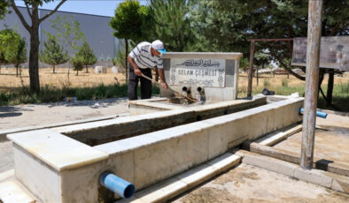 Konya’da emekli inşaat ustası, atıl çeşmeleri hayata döndürüyor