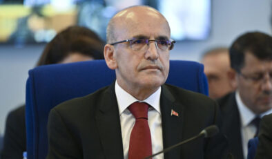 Mehmet Şimşek: Piyasalarda olumlu döngü güçlenirken makro finansal istikrar pekişiyor