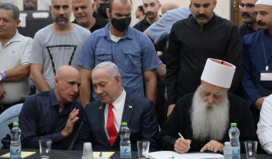 Netanyahu, Dürzi cemaatinin ruhani lideri Şeyh Muvaffak Tarif ile görüştü