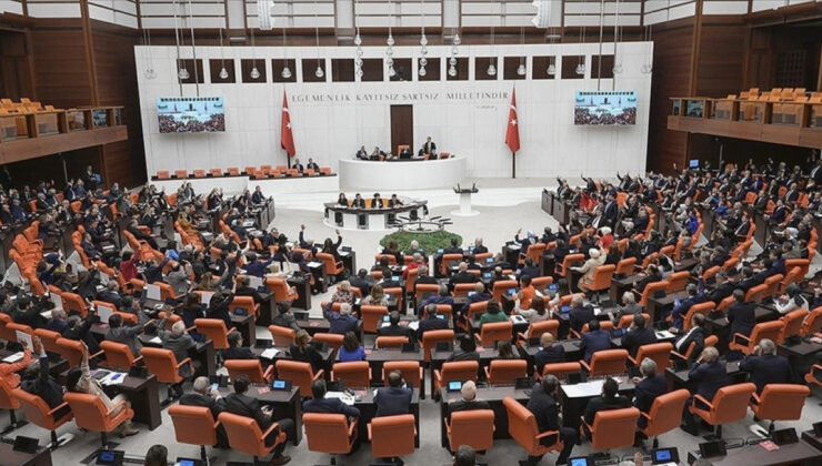 Numan Kurtulmuş’tan parti liderlerine komisyon teşekkürü