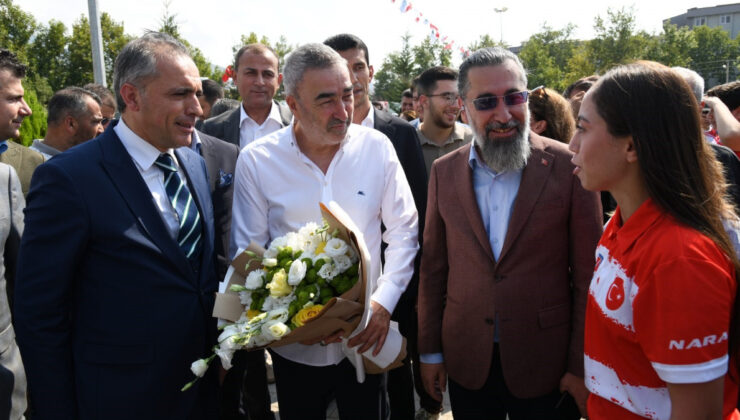 Osmaniye’de Gençlik Merkezi, Samet Aybaba nostaljisiyle açıldı