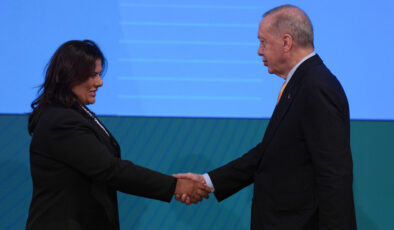 Özlem Çerçioğlu ilk kez tv100’e konuştu: Cumhurbaşkanımıza zaten yakındım