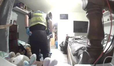 İngiliz Polisine İç Çamaşırı Hırsızlığından Hapis Cezası