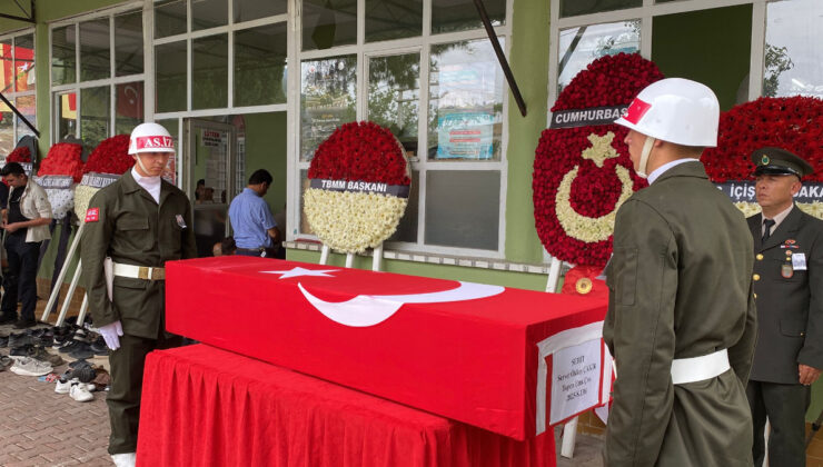 Şehit Servet Ökkeş Çakır, Osmaniye’de son yolculuğuna uğurlandı