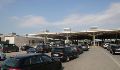 Sınır kapılarında önlemler alındı: Gurbetçilerin geçişi hızlandı