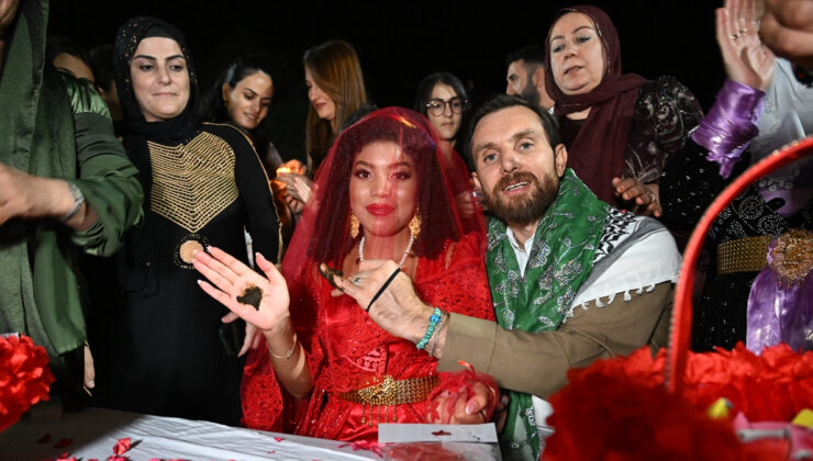 Van’a Panamalı gelin: Yöresel geleneklerle dünyaevine girdi