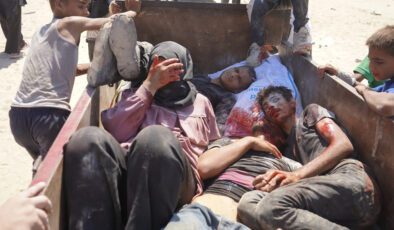 Zikim’e un almaya koşan Gazzeliler, İsrail’in saldırısına uğradı