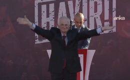 87 yaşındaki Önder Sav, CHP’nin Tandoğan mitinginde