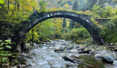 Sel Felaketinin Acı Kaybı: Artvin’deki Tarihi Kemer Köprü Yok Oldu
