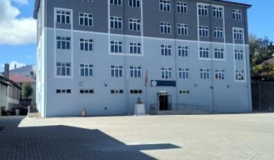 Şebinkarahisar’da İs Kokusu Krizi: Veliler Endişeli