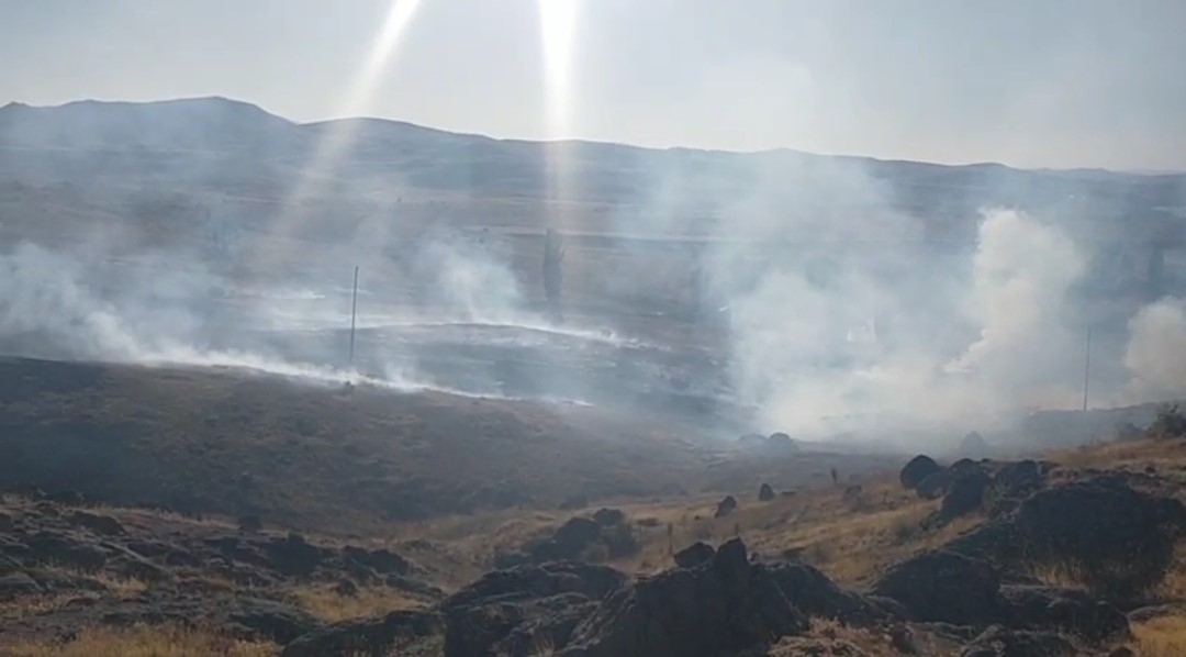 Sivas İmranlı örtü yangını