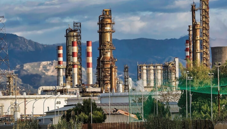 ABD’den İran petrolüne yeni yaptırım