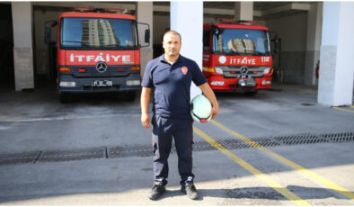 Adana’da şehit itfaiyecinin oğlu, 12 yıldır babasının yolunda