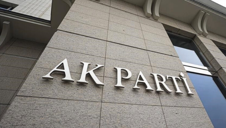 AK Parti 8 ilde yeni yönetimlerin göreve başlayacağını bildirdi