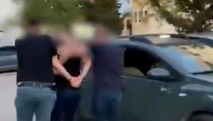 Ali Yerlikaya ‘gereği yapıldı’ diyerek duyurdu: Babaya tokat atan şüpheli yakalandı