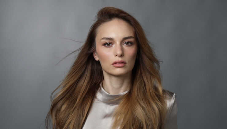 Nilperi Şahinkaya Annesi Meltem Vural’ı Kaybetti