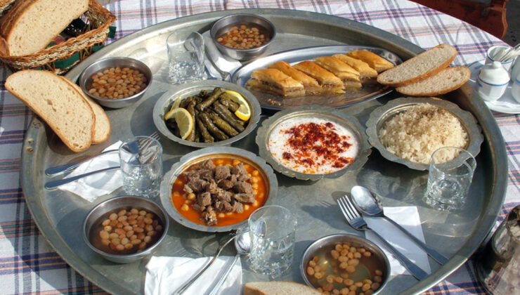 Atmaya kıyamayanlar yaşadı! Antikacılar peşine düştü: 100 bin lira ediyor