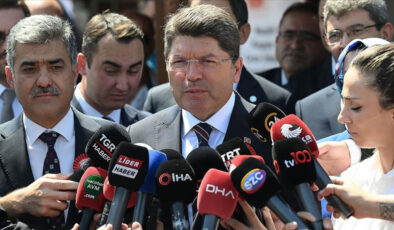 Bakan Tunç duyurdu: CHP İl Başkanlığı önündeki olaylara soruşturma