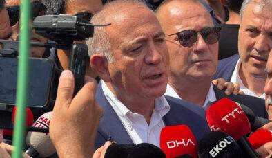 Barış Yarkadaş, CHP’li vekillerin Gürsel Tekin’e kurduğu oyunu anlattı