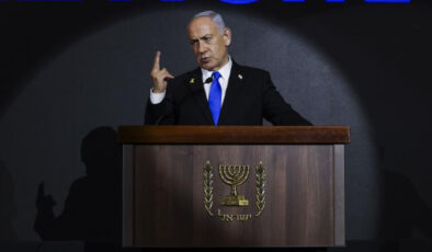 Binyamin Netanyahu müzakere heyetini bir kez daha saldırıyla tehdit etti