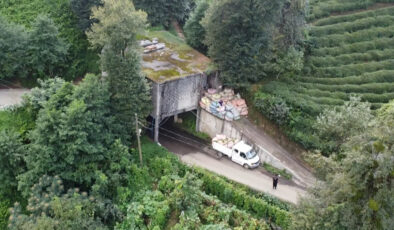 Bu yol Rize’den başka yerde yok: Üstü çay alım yeri, altı yol