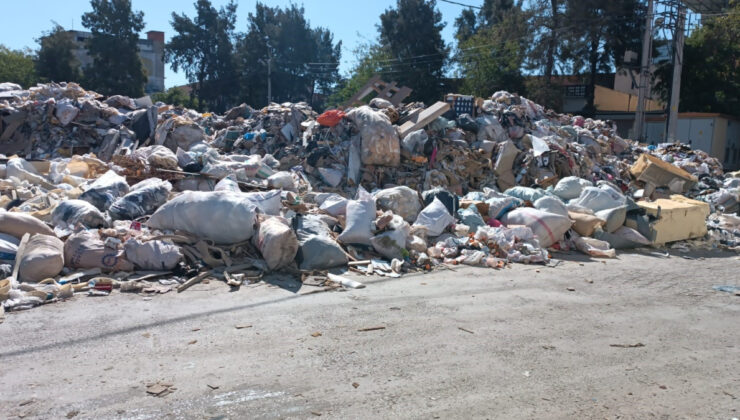 Buca’da çöplük alanda korkutan yangın