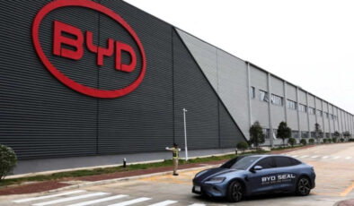 BYD, zorlu rakipler nedeniyle satış hedefini aşağı çekti