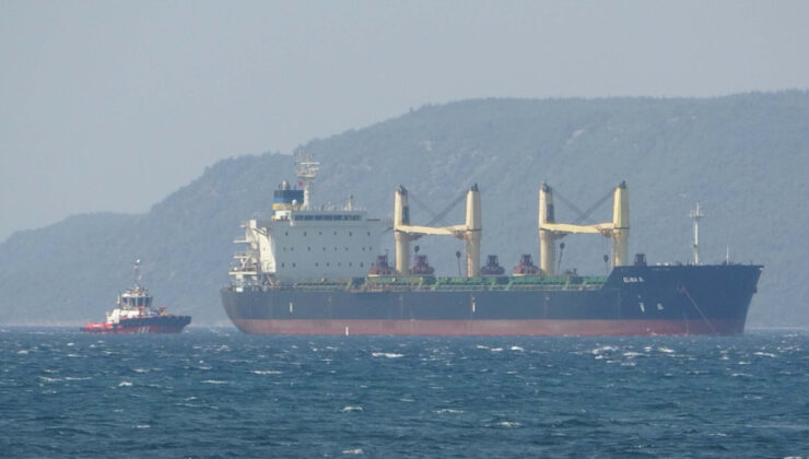 Çanakkale Boğazı’nda kargo gemisi arıza yaptı