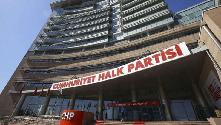 CHP’de delege seçimleri büyük kavgalara sahne oldu