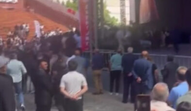 CHP’nin Esenyurt İlçe Kongresi karıştı: İki grup yumruklarla birbirine saldırdı