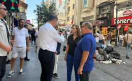Çöp toplayan Cemil Tugay, Karşıyaka Belediye Başkanı Yıldız ile tartıştı