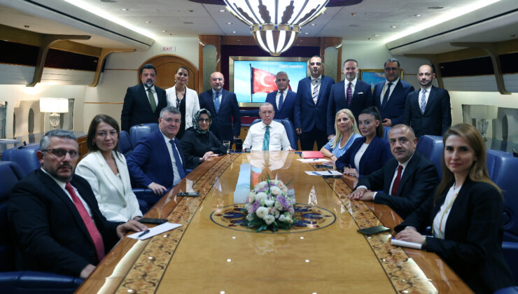 Cumhurbaşkanı Erdoğan’dan Katar dönüşü yolunda önemli mesajlar