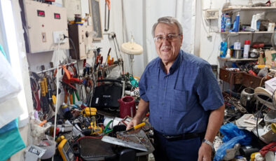 Edirne’nin 53 yıllık elektrik ustası: Günde 12 saat çalışarak yılın ahisi seçildi