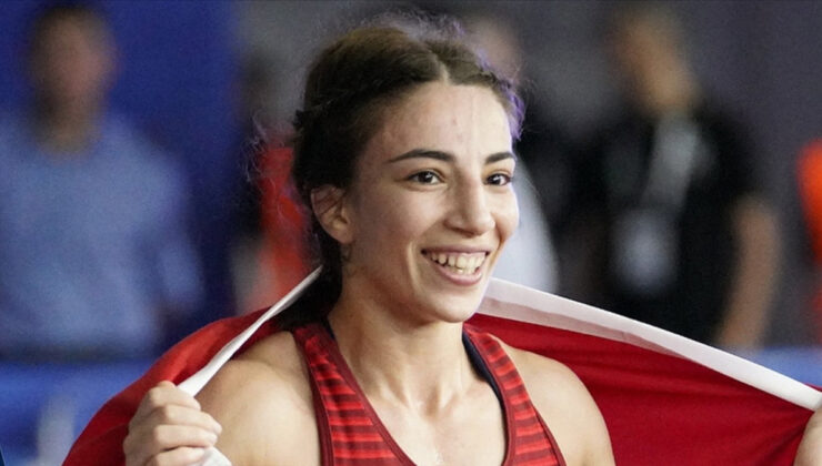 Evin Demirhan Yavuz, dünya üçüncüsü oldu