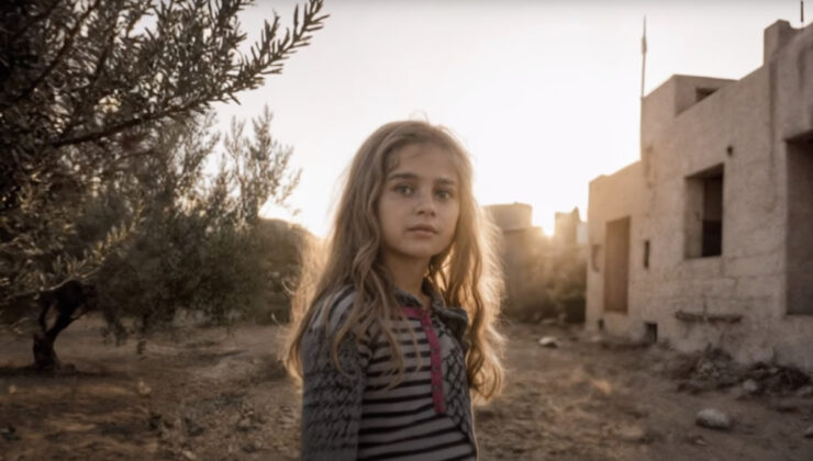 ‘Filistin’in Saman Sarısı Saçları’ şarkısı büyük beğeni topladı