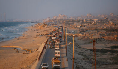 Gazze’nin kuzeyindeki Filistinlilerin göçü sürüyor