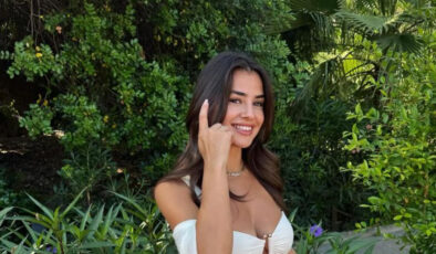 Hazal Çağlar ile Samet Akaydın tatilde