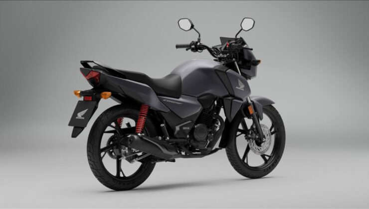 Honda’nın yenilenen CB125F Naked modeli Türkiye’de satışa çıktı