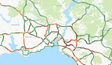 İstanbul trafiğinde ilk gün yoğunluğu