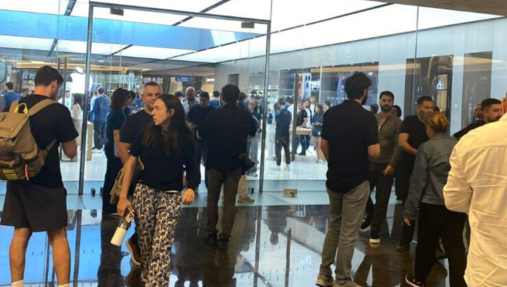 İstanbul’da iPhone 17 kuyruğu
