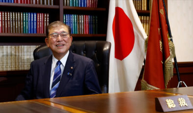 Japonya Başbakanı İşiba Şigeru İstifa Ediyor