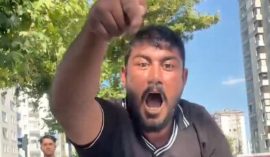 Kayseri’de cam silme bahanesiyle araç kaputuna yattı