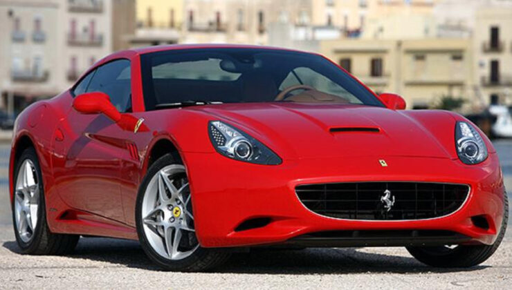 Maliye, Ferrari ve lüks araçların peşine düştü